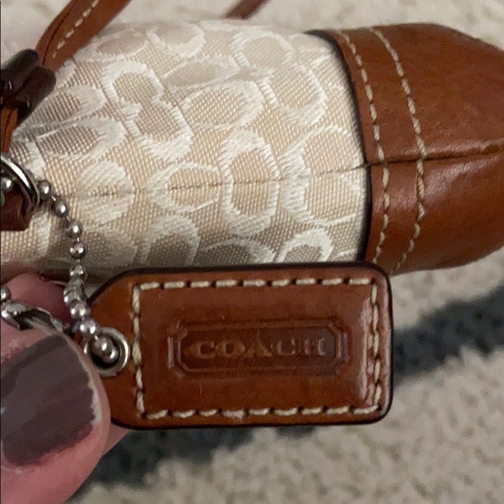 Coach wristlet - Picture 5 of 5
